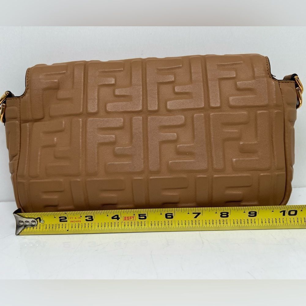 Fendi Baguette Zucca Shoulder Bag Medium brown Leather - Picture 12 of 14